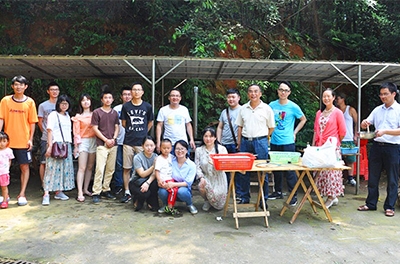 银河电气开展团建野炊活动  员工畅享初夏假日